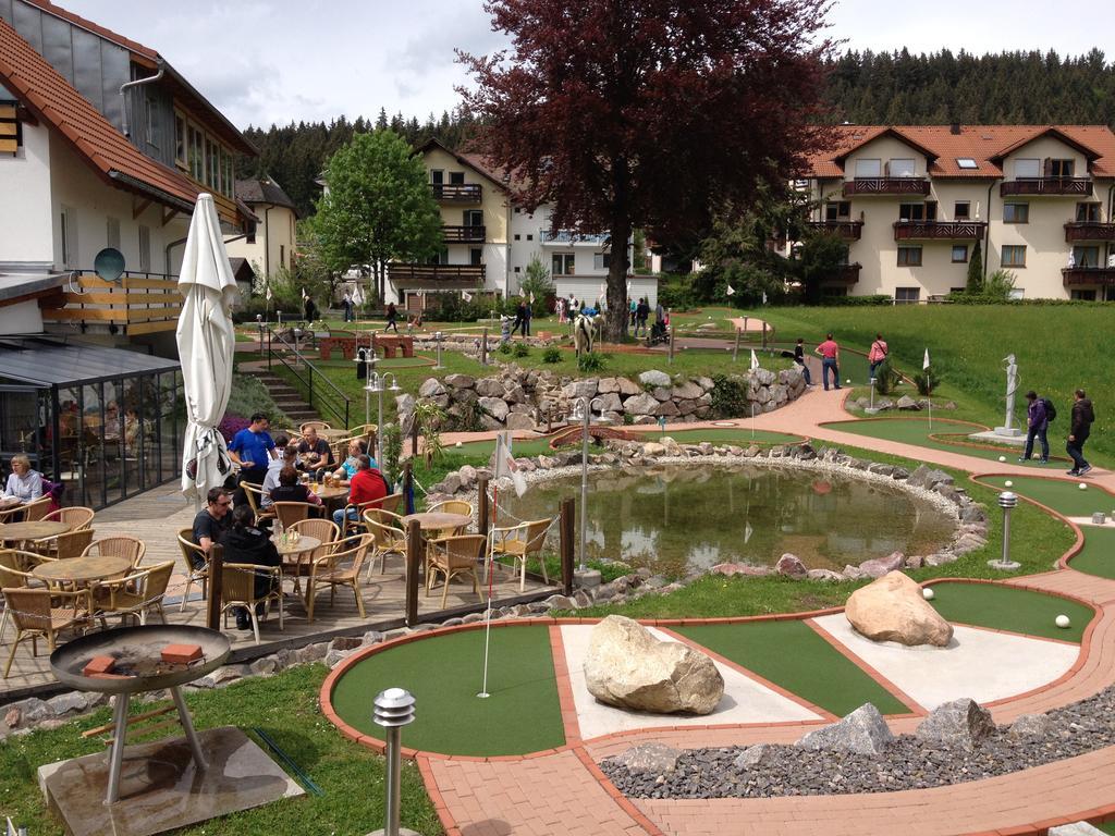 Hotel Gaestehaus Birke à Titisee-Neustadt Extérieur photo