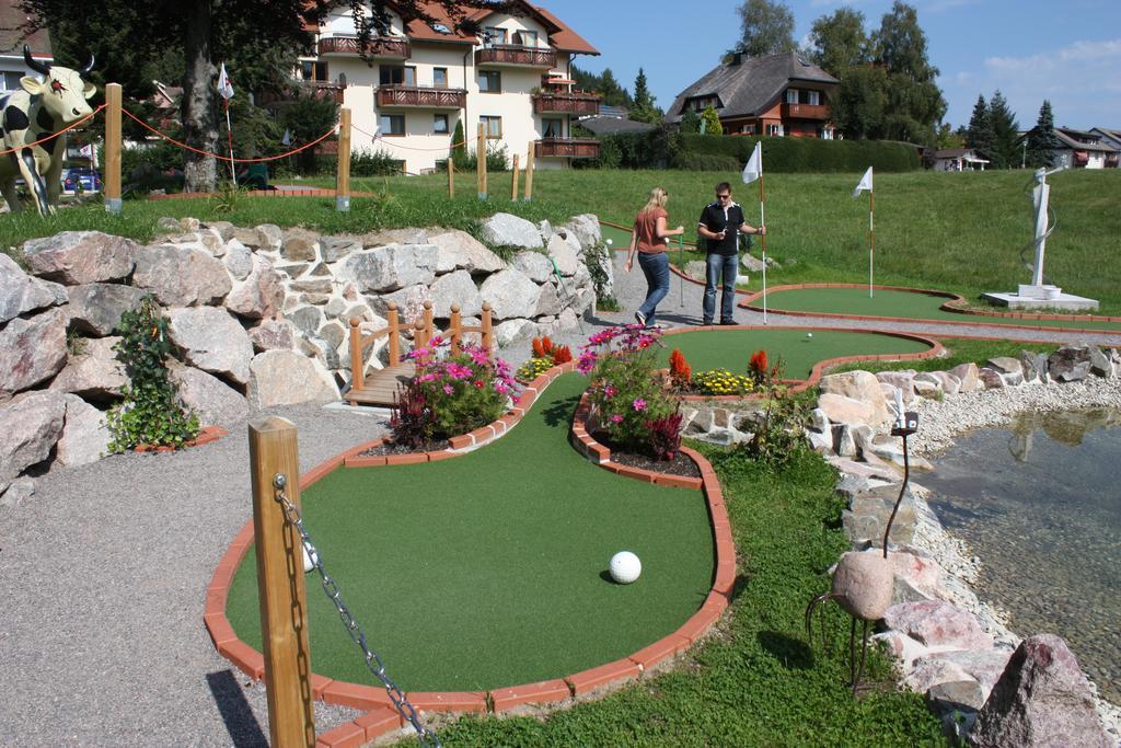 Hotel Gaestehaus Birke à Titisee-Neustadt Extérieur photo