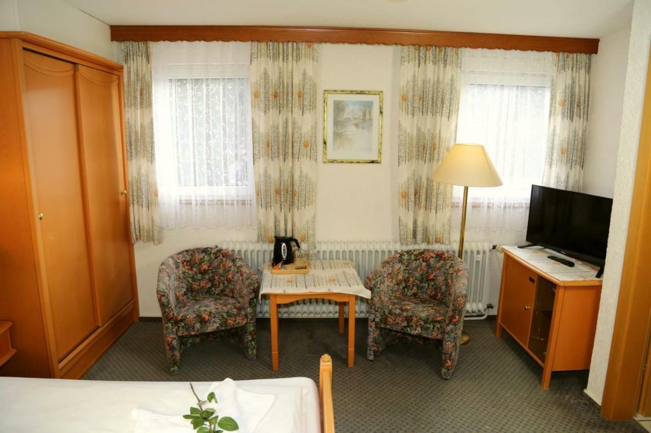 Hotel Gaestehaus Birke à Titisee-Neustadt Extérieur photo